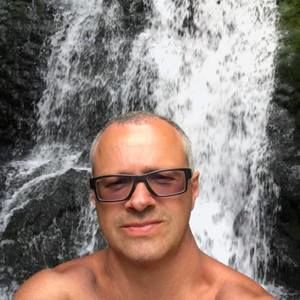 Meet your Posher, Michel